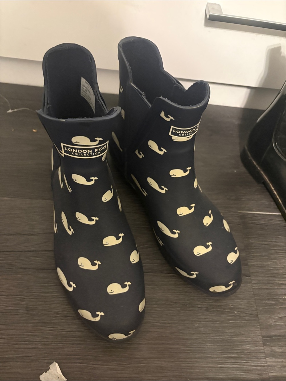 London Fog Navy and Cream Whale Pattern Women's Rain Ankle Boots